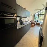 't Boshutje With Hot Tub Chalet Diessen