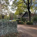 Chalet 't Boshutje With Hot Tub *