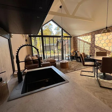 't Boshutje With Hot Tub *