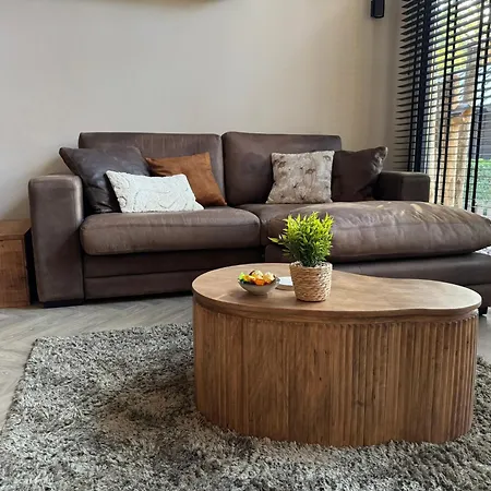 Chalet 't Boshutje With Hot Tub