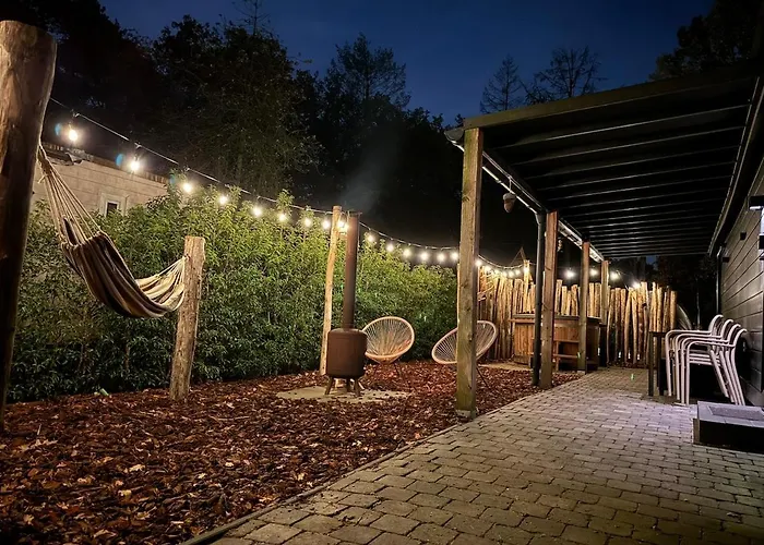 Chalet 't Boshutje With Hot Tub *