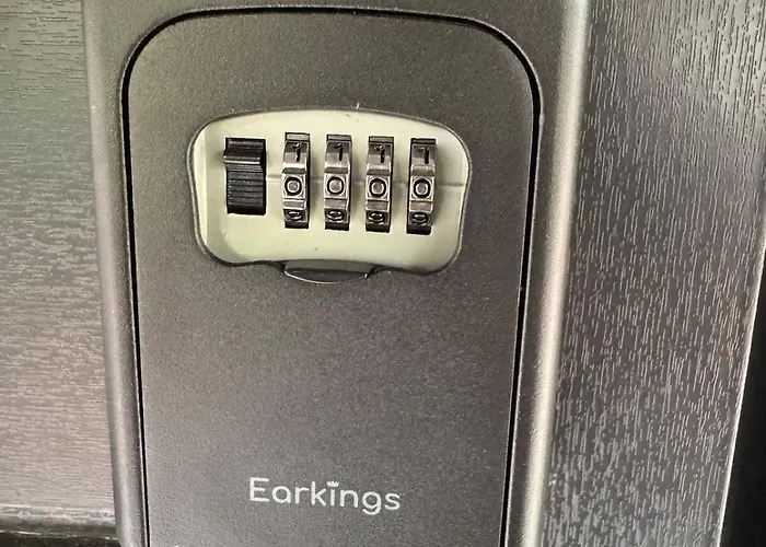 't Boshutje With Hot Tub Chalet