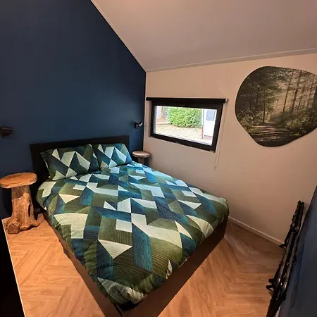 't Boshutje With Hot Tub Alpstuga Diessen