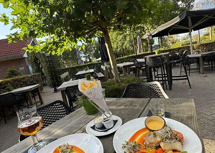 Chalet 't Boshutje With Hot Tub